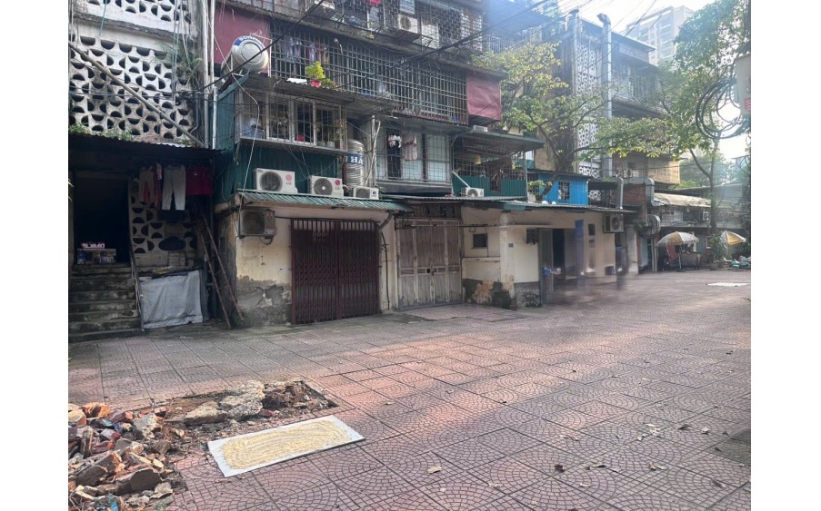 Cho thuê nhà tập thể tầng 1 Tô Hiệu - Cầu Giấy DT   40 m2-1 tầng - Giá 6,5 Triệu - ở nhóm 4N, GĐ, VP Cty